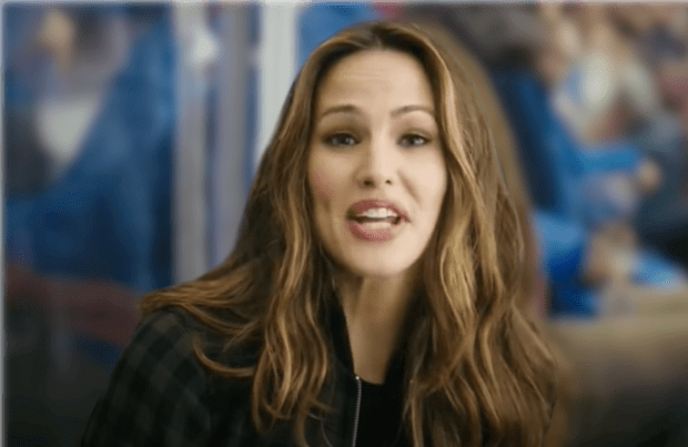 Jennifer Garner in the capital one commercial