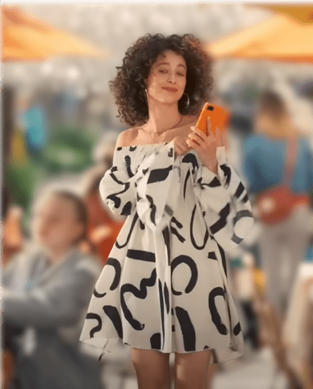 Unveiling the Commercial's Storyline