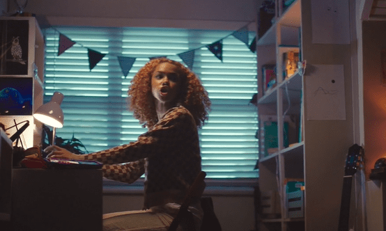 Aws Commercial teenage girl with curly hair Name: The Curiosity Kid