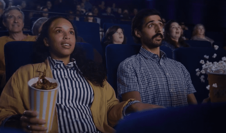 Tara's Audience Impact: Embracing Adoration