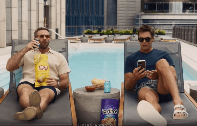 People loved Brady and Edelman's chemistry in Lays new Commercial